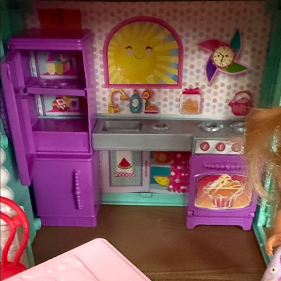 Barbie Pink and Teal Playhouse with Doll - Picture 4 of 5